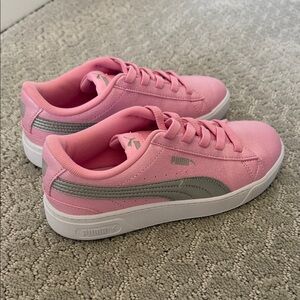 Puma Kids Pink and Gray Low-Top Sneakers